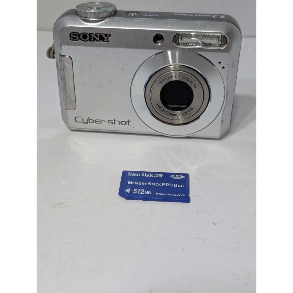 Sony Cyber-shot DSC-S650 7.2MP Digital Camera Silver 3x Optical Zoom Y2K Retro